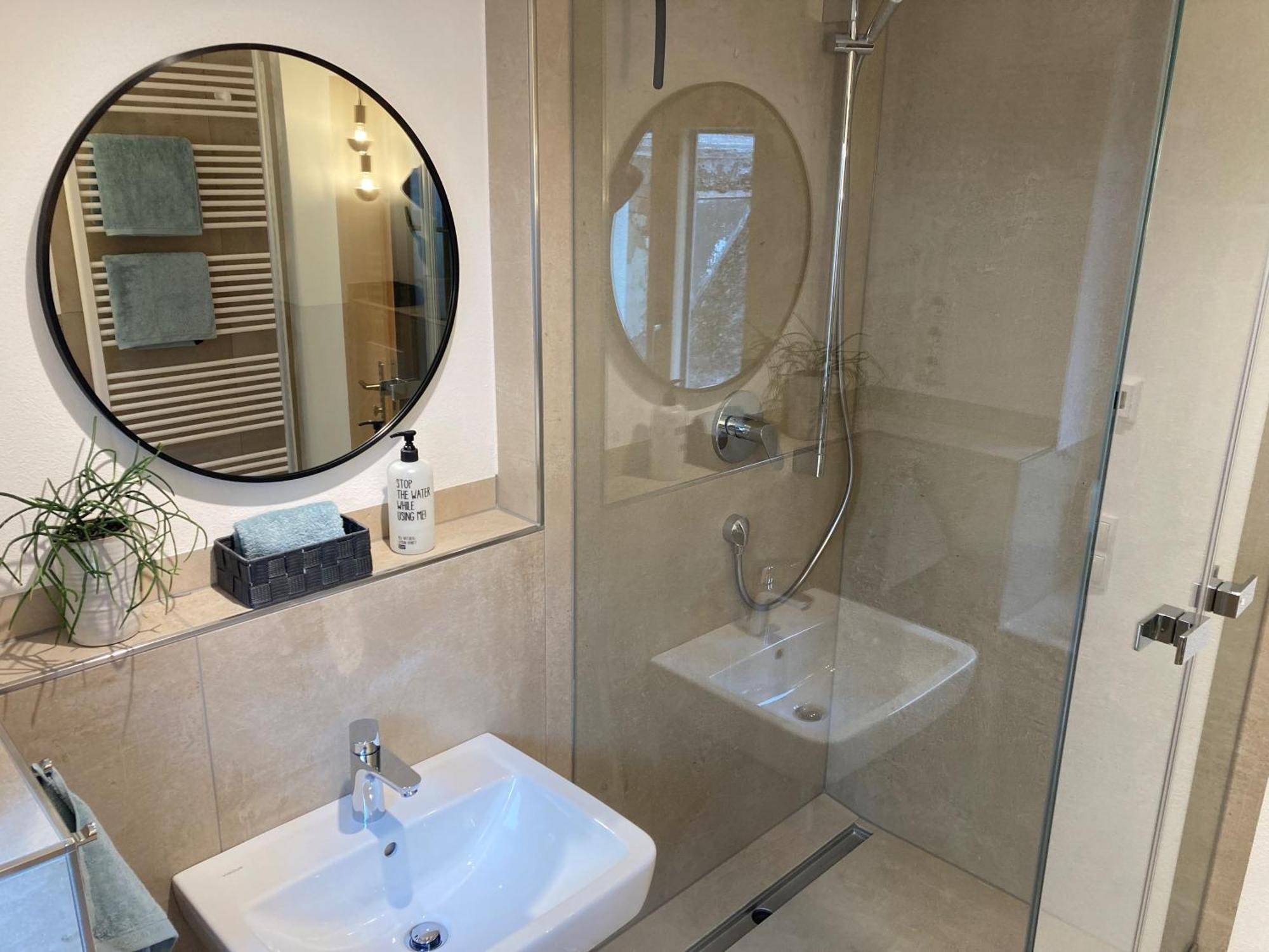 Schlafplaetzle Hotel Karlstadt Eksteriør billede